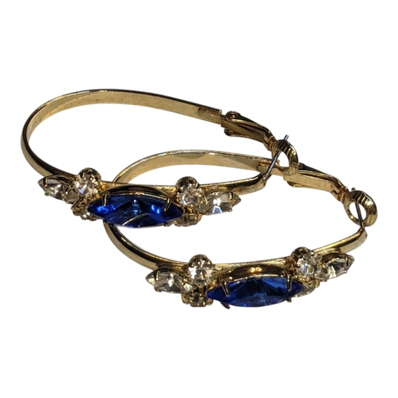 Gorgeous Golden Rhinestone Crystal Earrings Absolutely Beautiful Jewelry Piece - Picture 5 of 10